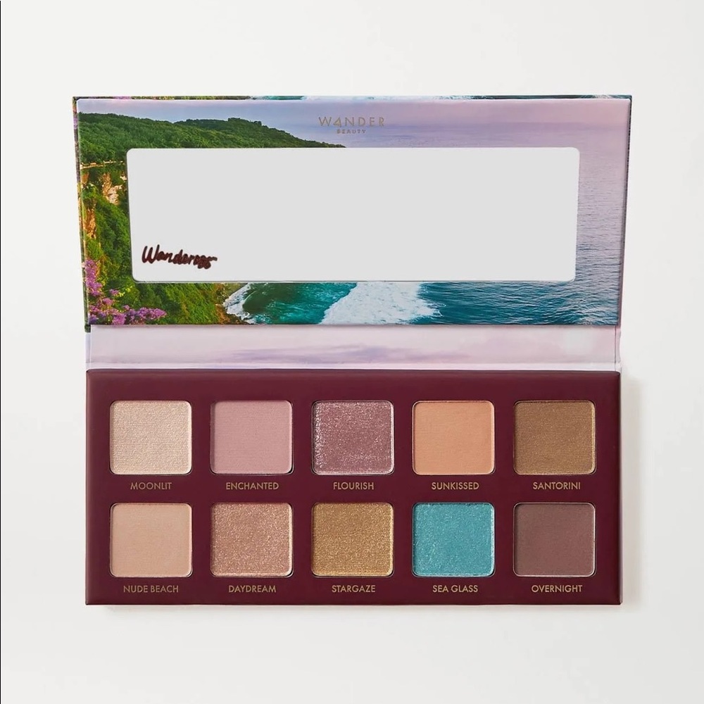 Wander Beauty “Wanderess-Escape” eyeshadow palette